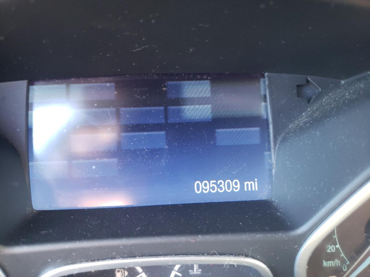 Photo 8 from auction – 2014 FORD FOCUS SE with VIN 1FADP3F26EL221993