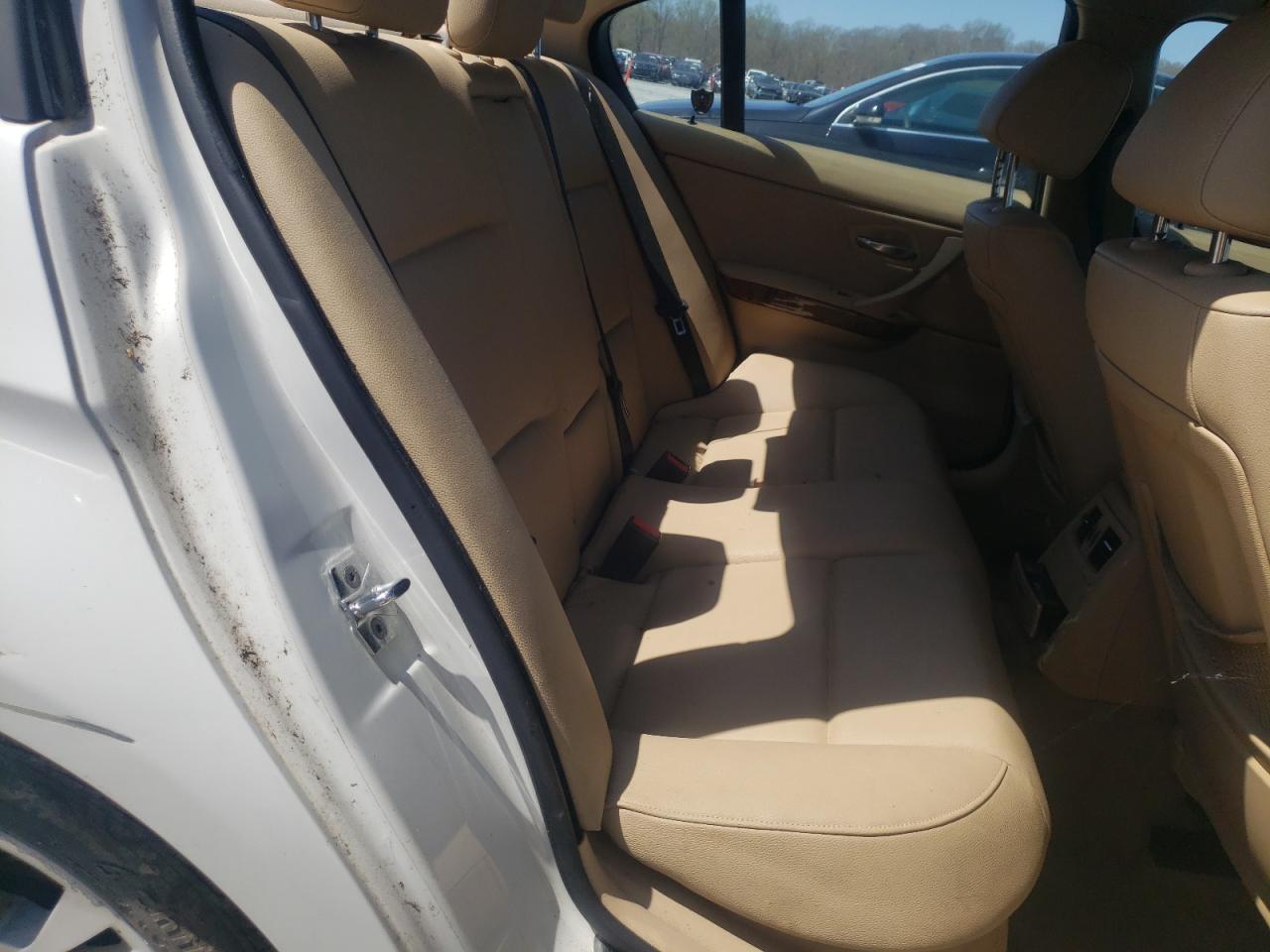 Photo 6 from auction – 2008 BMW 328 I with VIN WBAVA335X8P142187