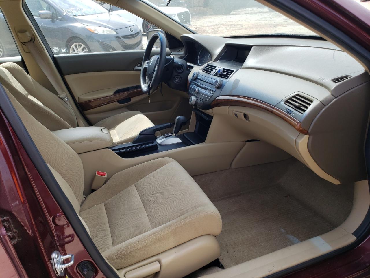 Photo 5 from auction – 2010 HONDA ACCORD EX with VIN 1HGCP2F79AA190676