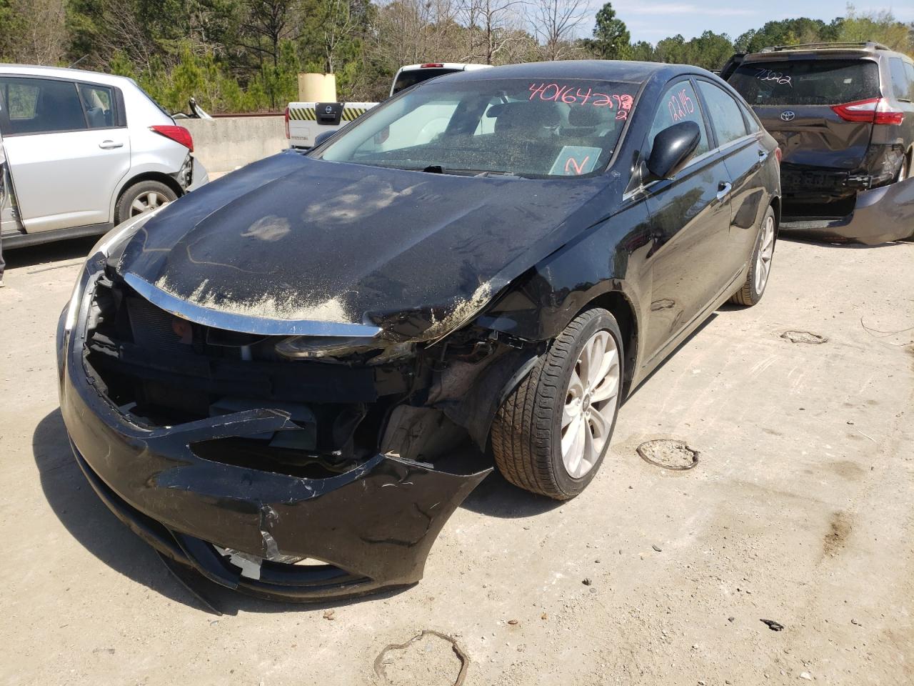 Photo 2 from auction – 2011 HYUNDAI SONATA SE with VIN 5NPEC4ABXBH174796