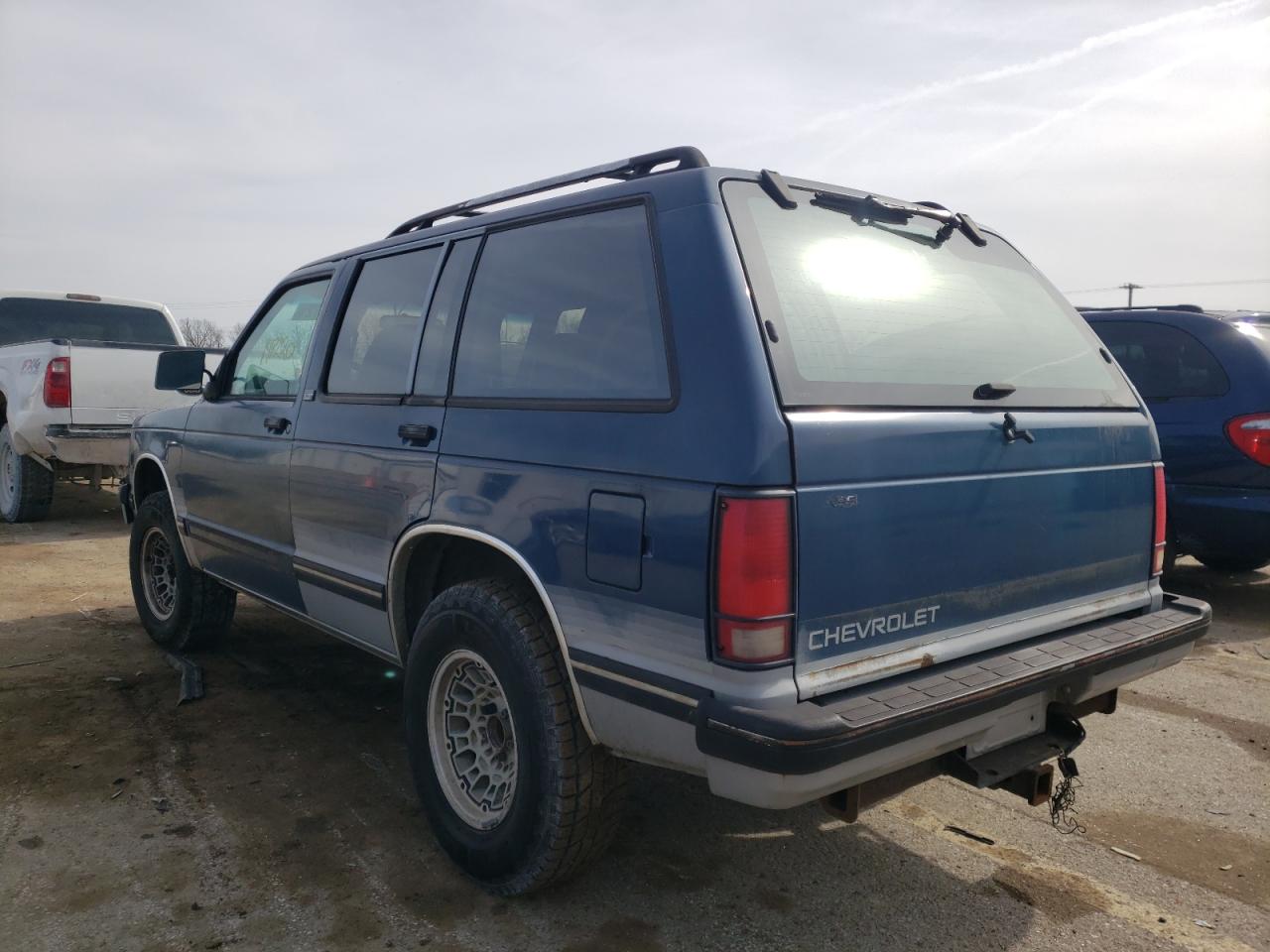 Photo 3 from auction – 1993 CHEVROLET BLAZER S10 with VIN 1GNCS13W0P2212366