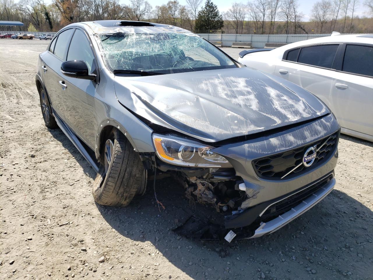 VOLVO S60 CROSS 2018 with VIN YV440MUMXJ2006445 - Photo from auction