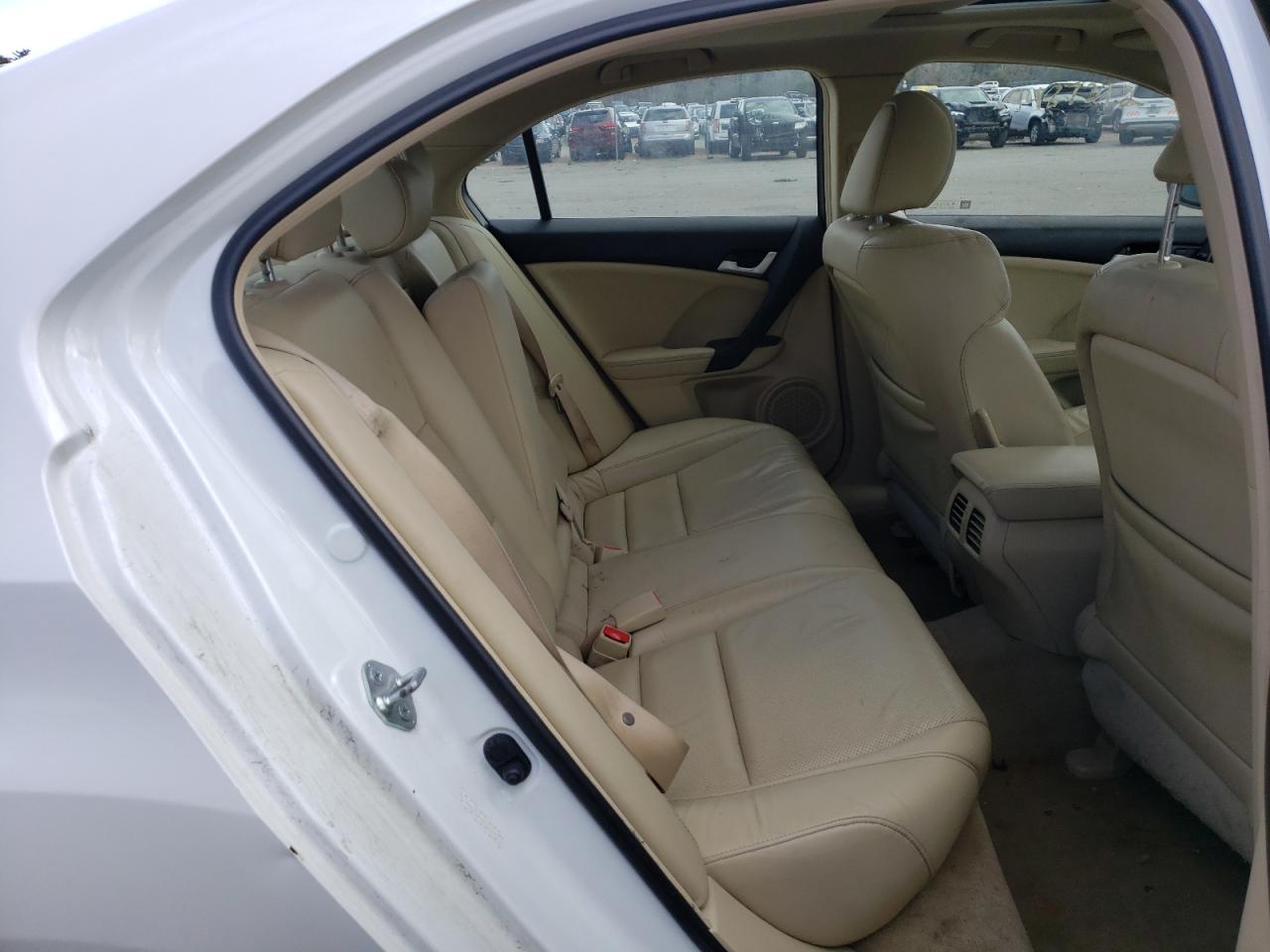 Photo 6 from auction – 2014 ACURA TSX TECH with VIN JH4CU2F64EC002265