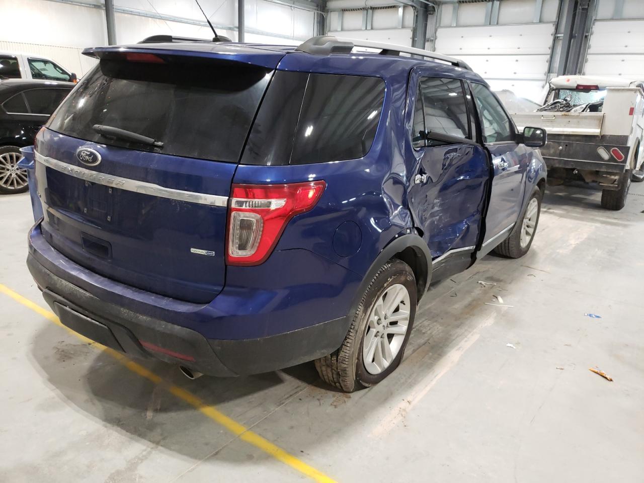 Photo 4 from auction – 2014 FORD EXPLORER X with VIN 1FM5K8D83EGA74912