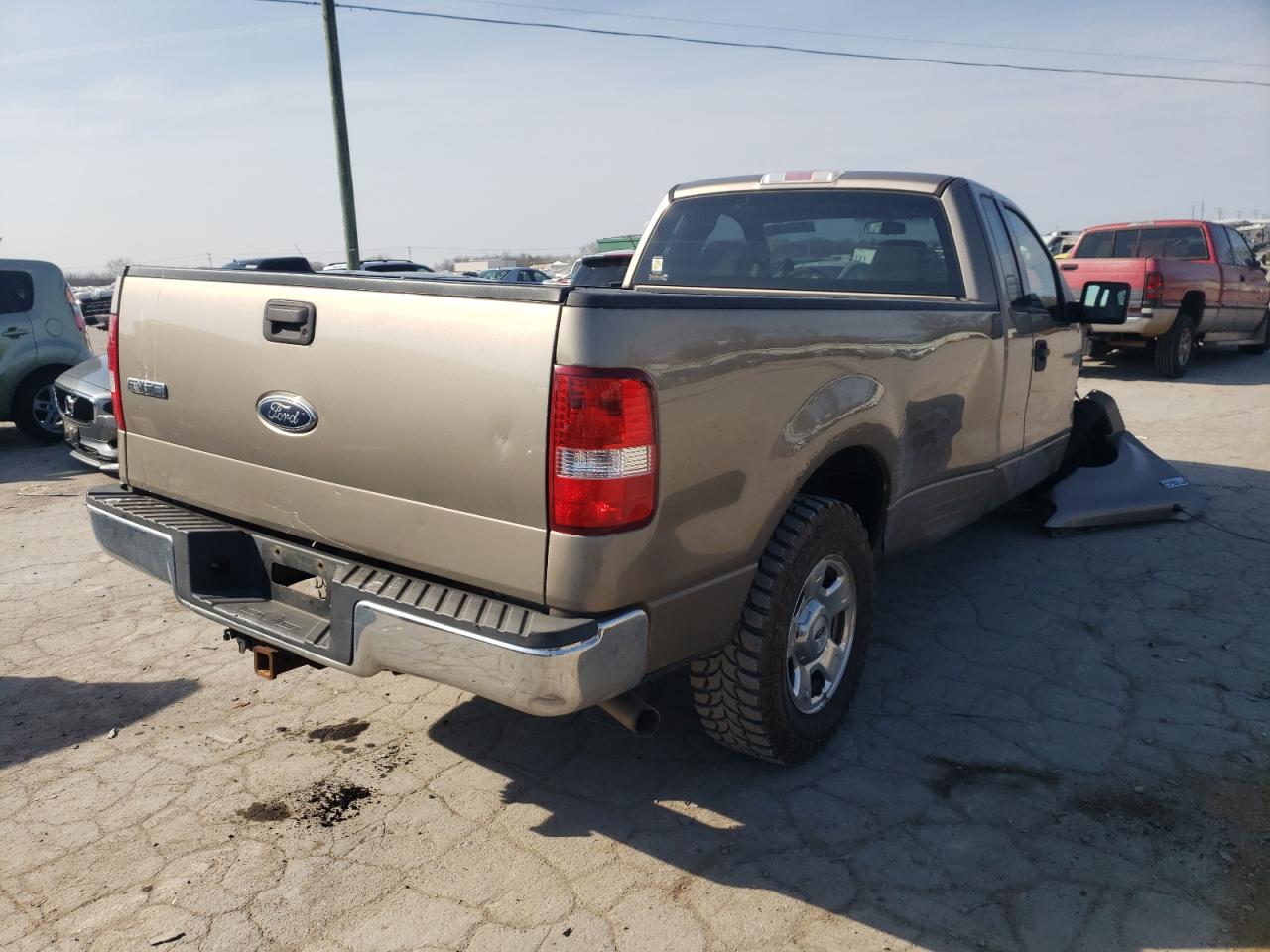 Photo 4 from auction – 2004 FORD F150 with VIN 1FTRF12W84NA49002