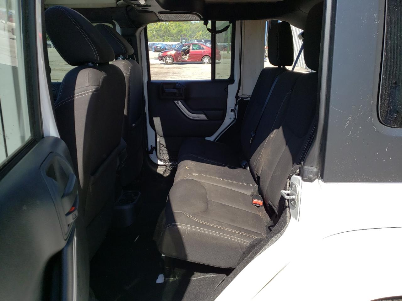 Photo 6 from auction – 2015 JEEP WRANGLER U with VIN 1C4BJWEG5FL653638