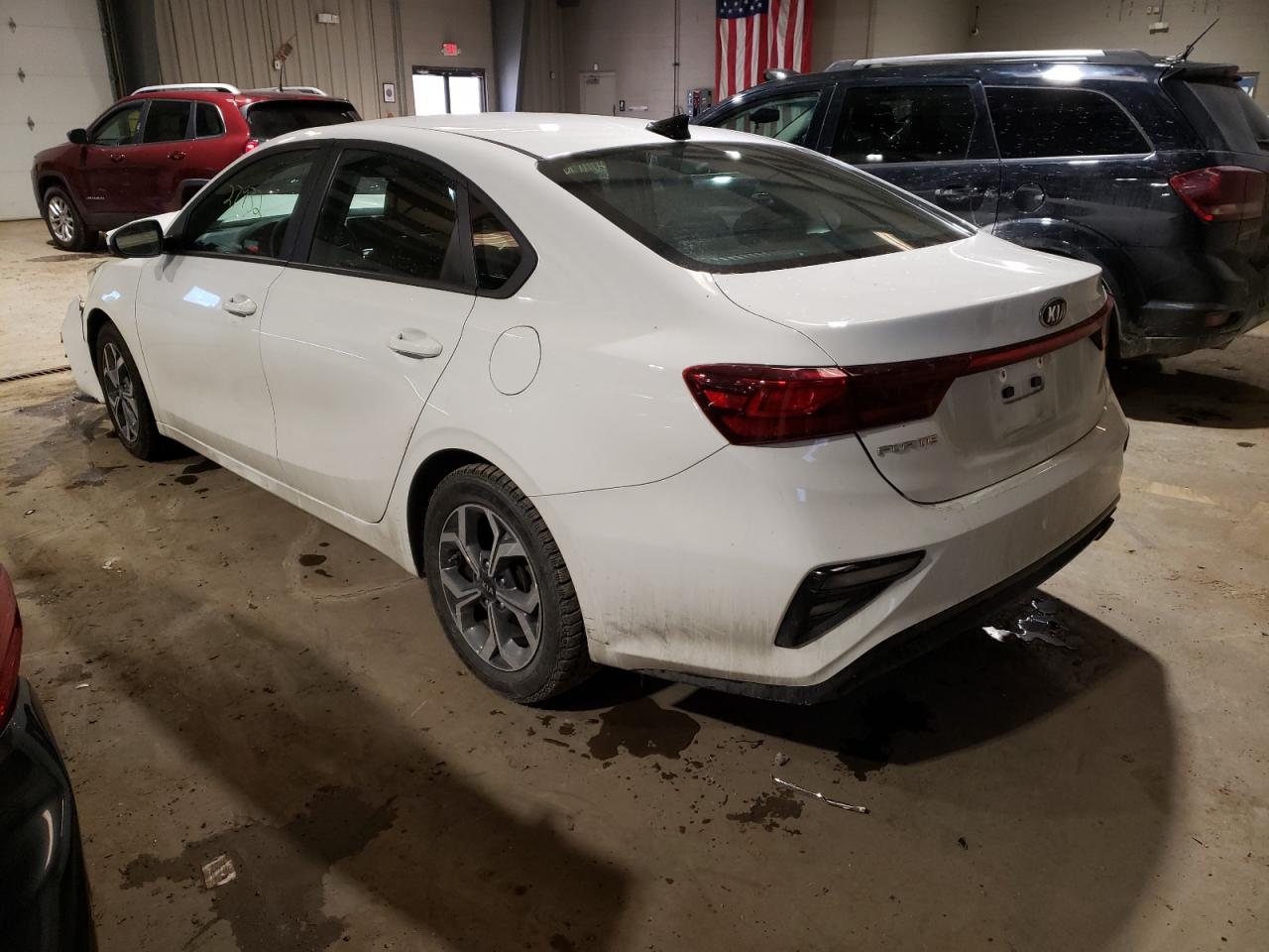 Photo 3 from auction – 2019 KIA FORTE FE with VIN 3KPF24AD2KE060613
