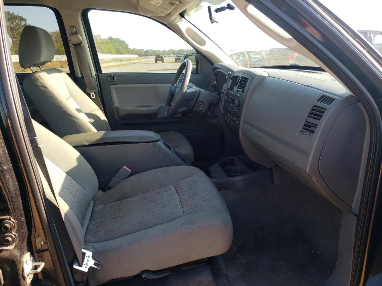 Photo 5 from auction – 2007 DODGE DAKOTA QUA with VIN 1D7HE28K87S218665