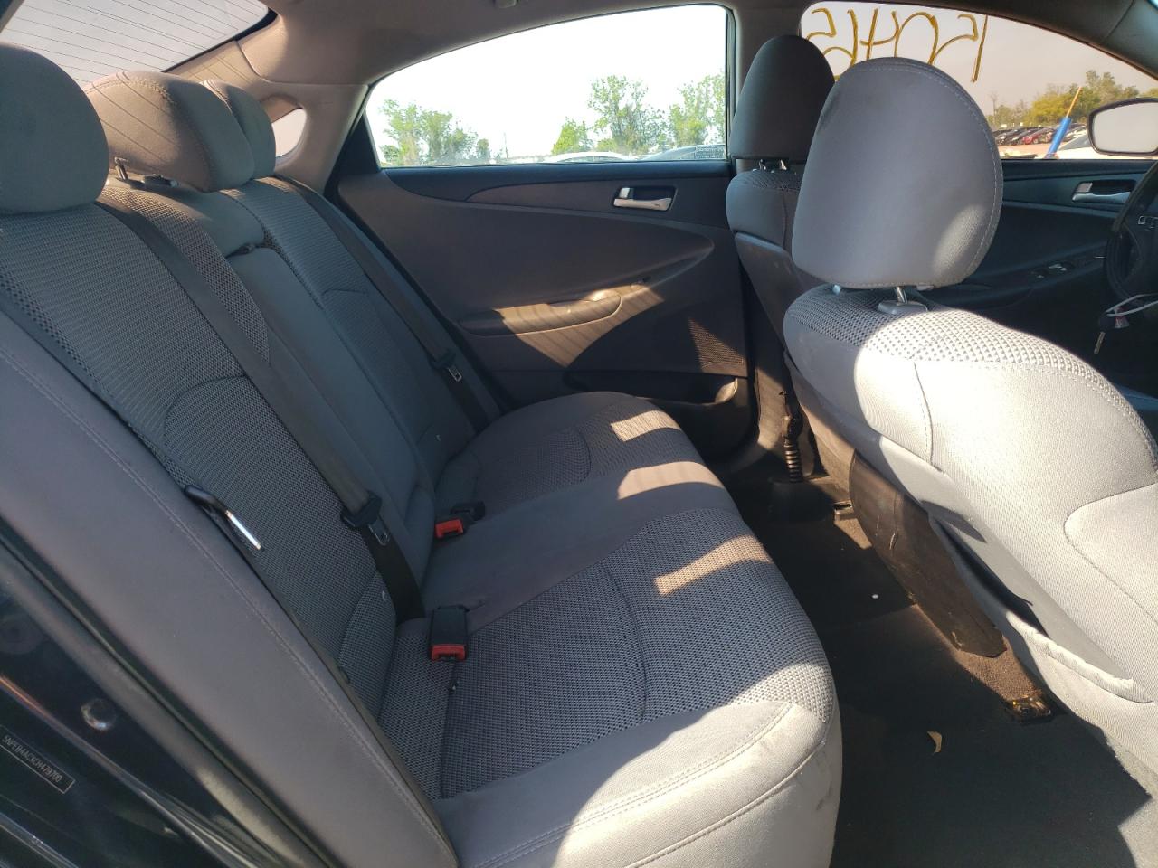 Photo 6 from auction – 2012 HYUNDAI SONATA GLS with VIN 5NPEB4ACXCH479700