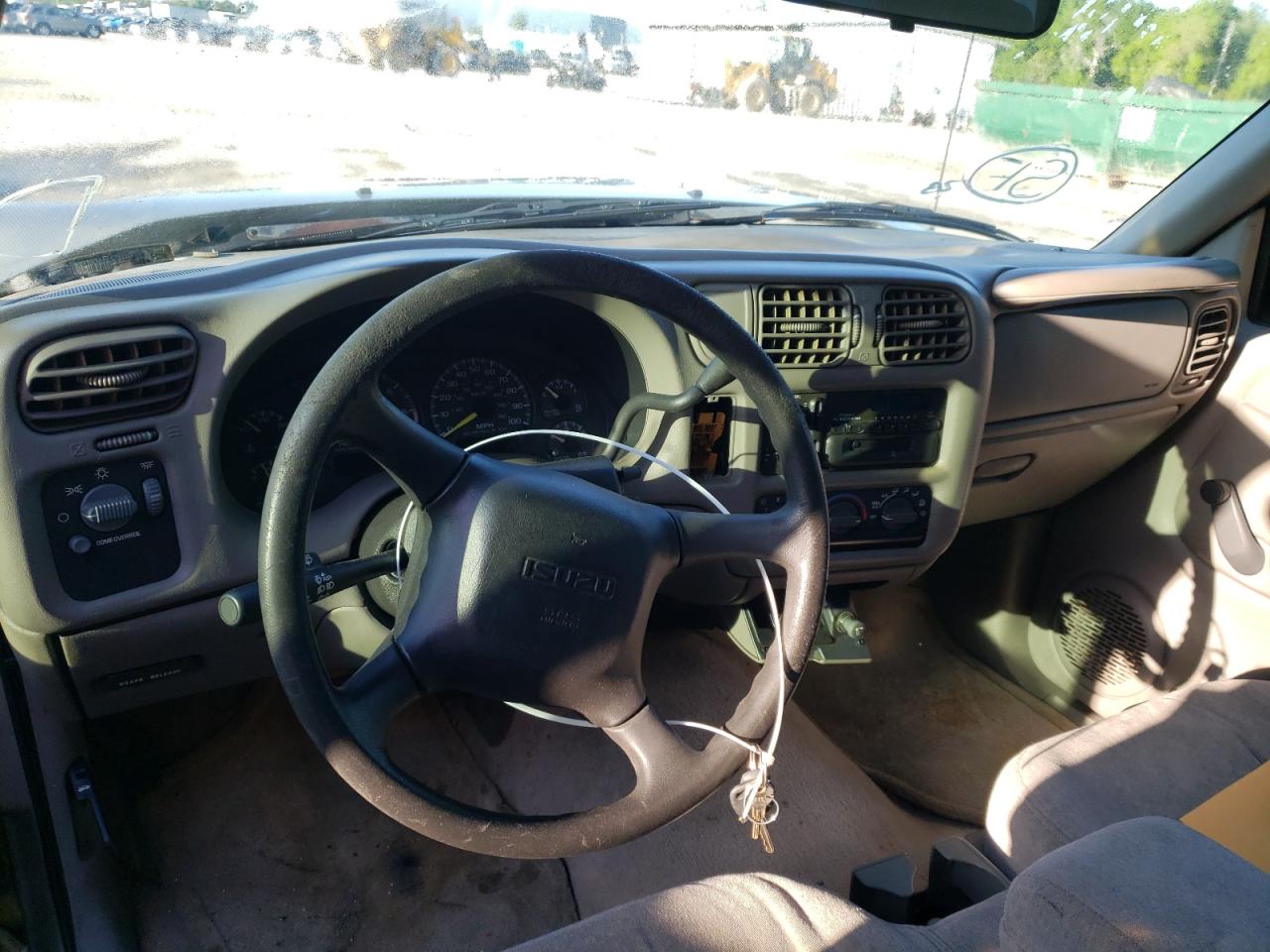 Photo 9 from auction – 1998 ISUZU HOMBRE with VIN 1GGCS1447W8668719