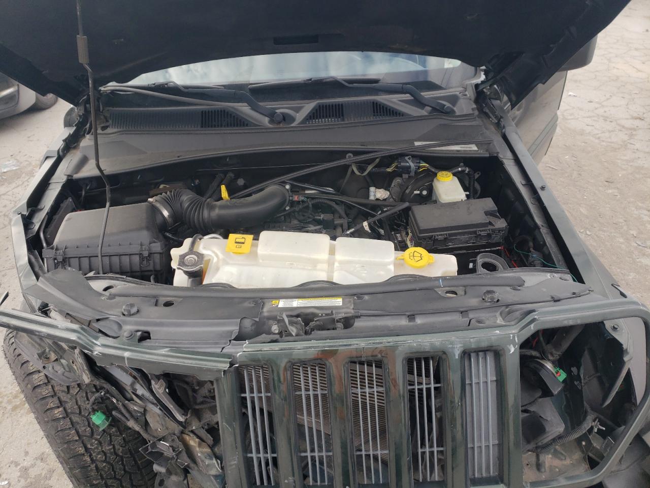 Photo 7 from auction – 2011 JEEP LIBERTY RE with VIN 1J4PN3GK5BW593437