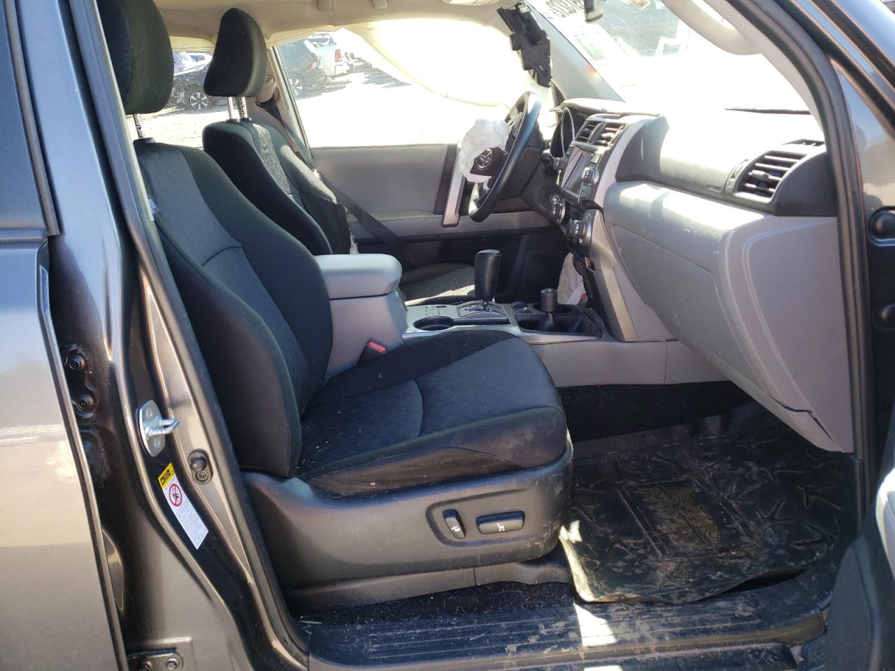 Photo 5 from auction – 2010 TOYOTA 4RUNNER SR with VIN JTEBU5JR7A5022326