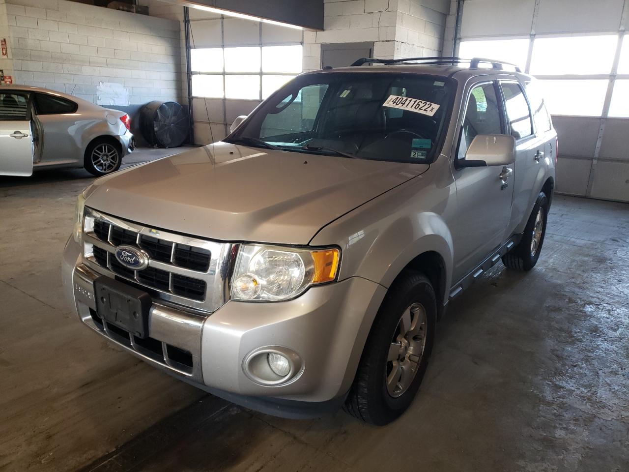 Photo 2 from auction – 2011 FORD ESCAPE with VIN 1FMCU0EG6BKC42544