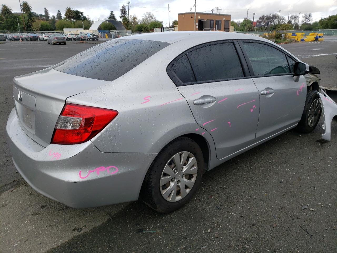 Zdjęcie 4 z aukcji – 2012 HONDA CIVIC LX z VIN 19XFB2F57CE344035
