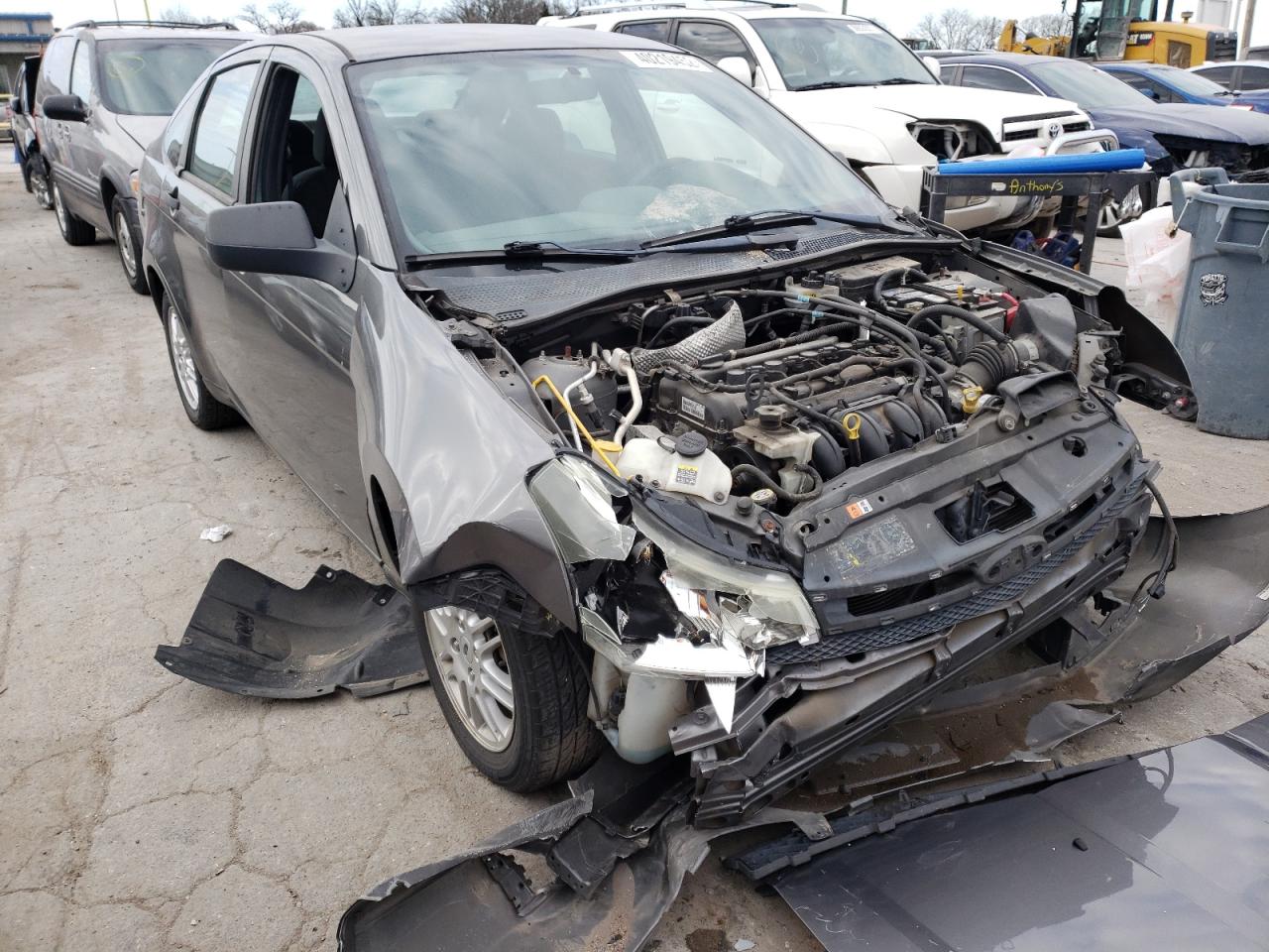 FORD FOCUS SE 2011 with VIN 1FAHP3FNXBW100910 - Photo from auction