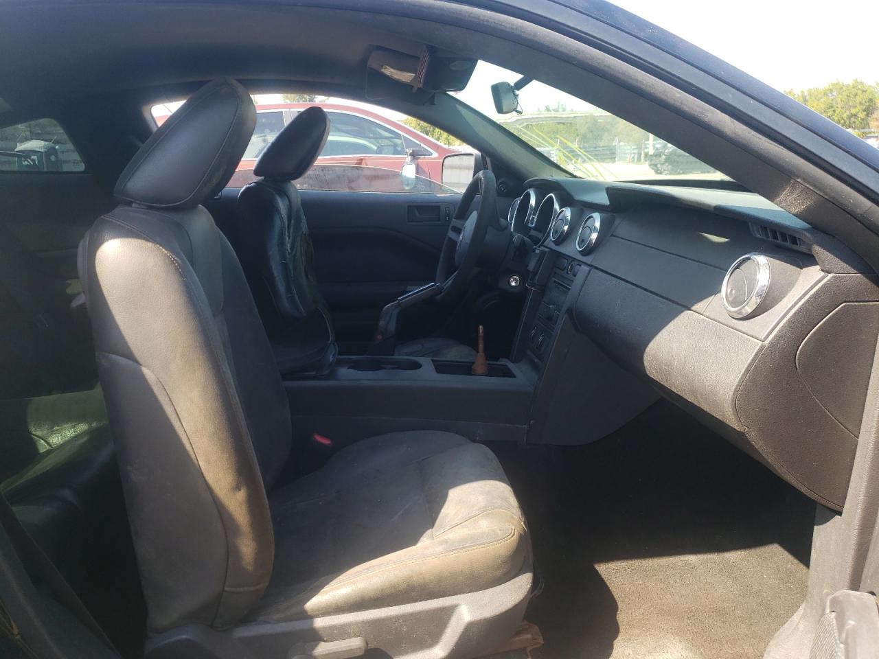 Photo 5 from auction – 2007 FORD MUSTANG with VIN 1ZVFT80N875350305