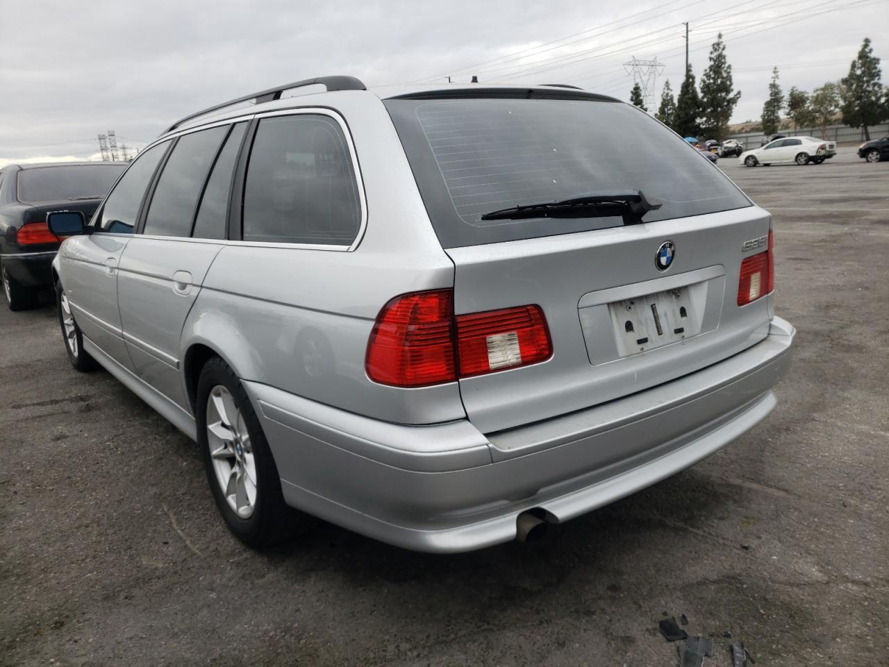 Photo 3 from auction – 2003 BMW 525 IT AUT with VIN WBADS43413GE11825