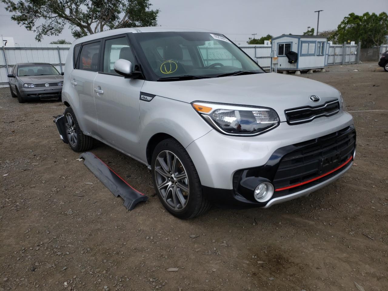 KIA SOUL ! 2018 with VIN KNDJX3AA5J7615872 - Photo from auction