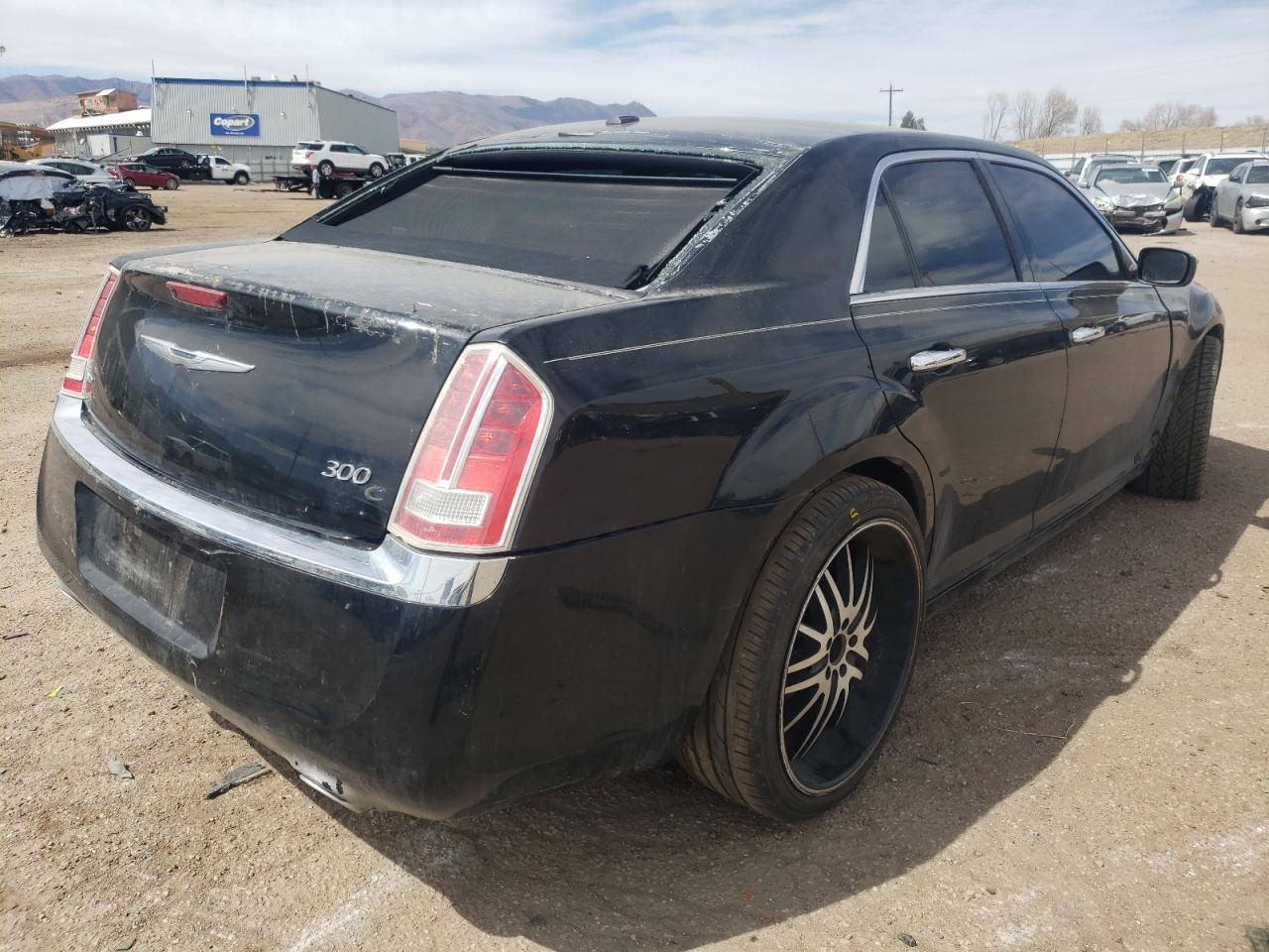 Photo 4 from auction – 2013 CHRYSLER 300C with VIN 2C3CCAKT4DH665622