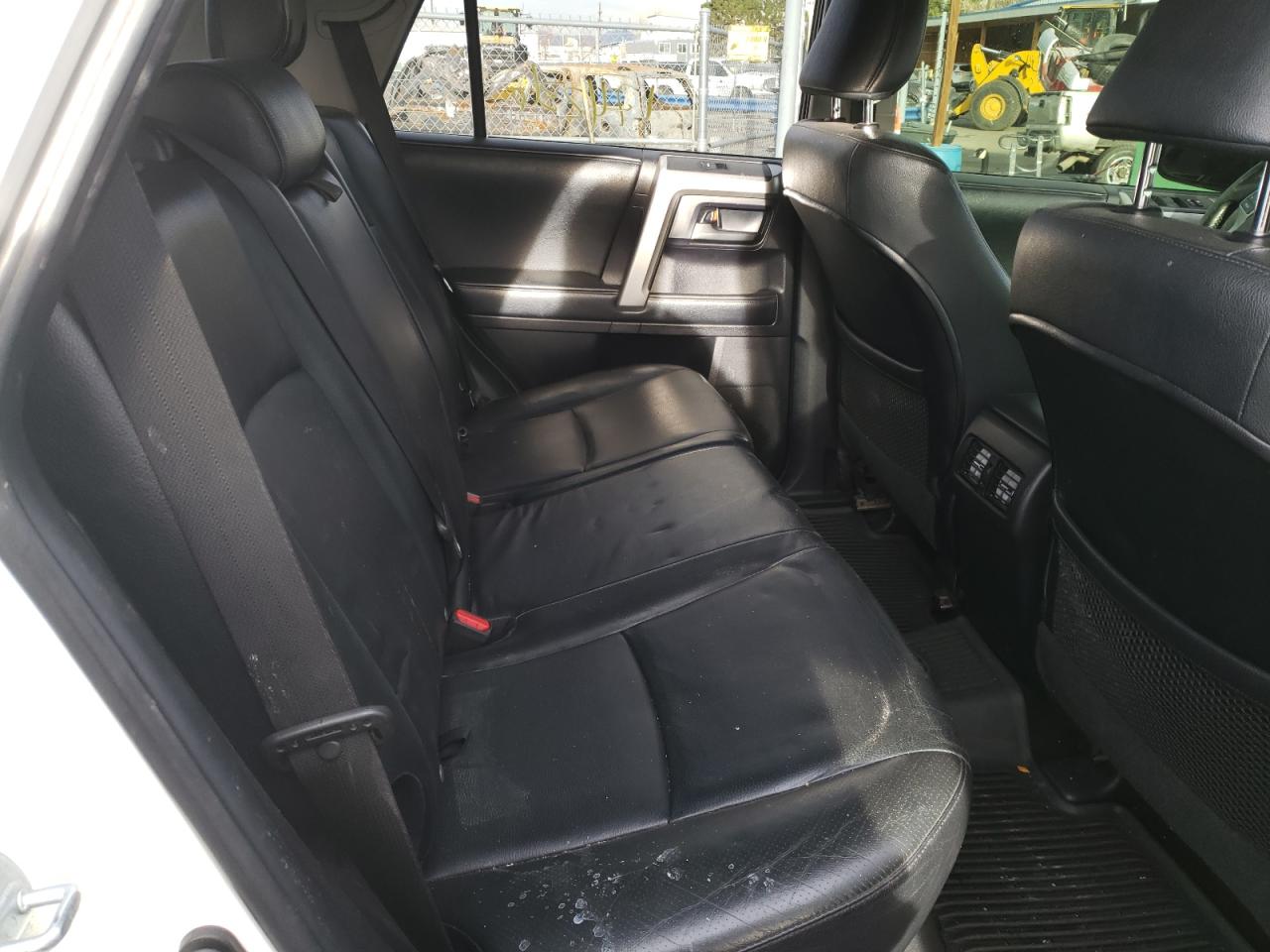 Photo 6 from auction – 2013 TOYOTA 4RUNNER SR with VIN JTEBU5JR4D5139592