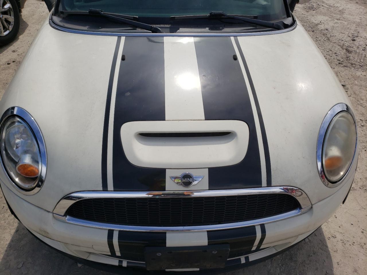 Photo 7 from auction – 2010 MINI COOPER S with VIN WMWMS3C5XATY08390