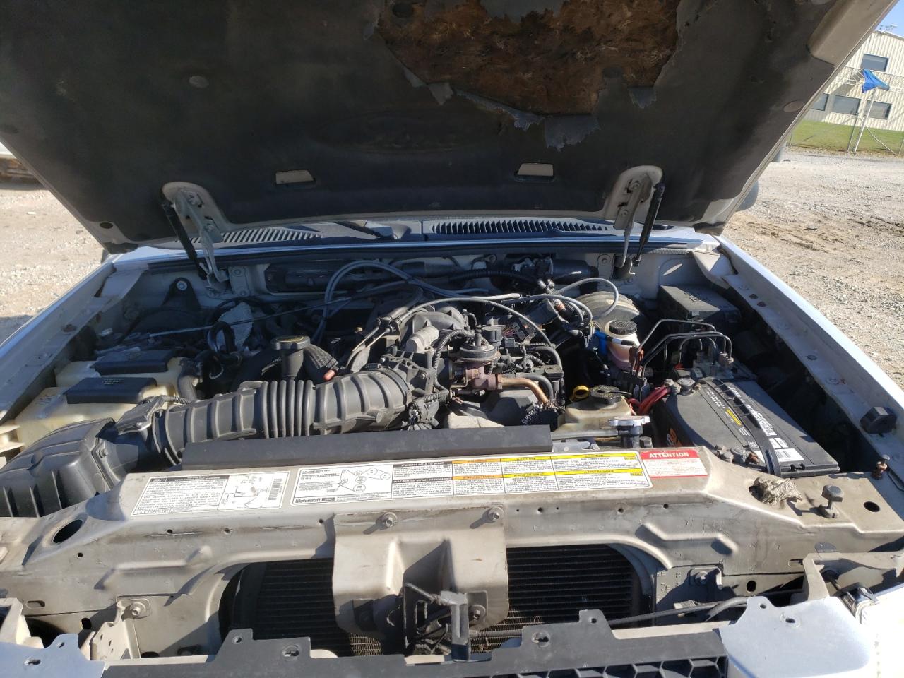 Photo 7 from auction – 2002 FORD EXPLORER S with VIN 1FMZU77E32UB66896