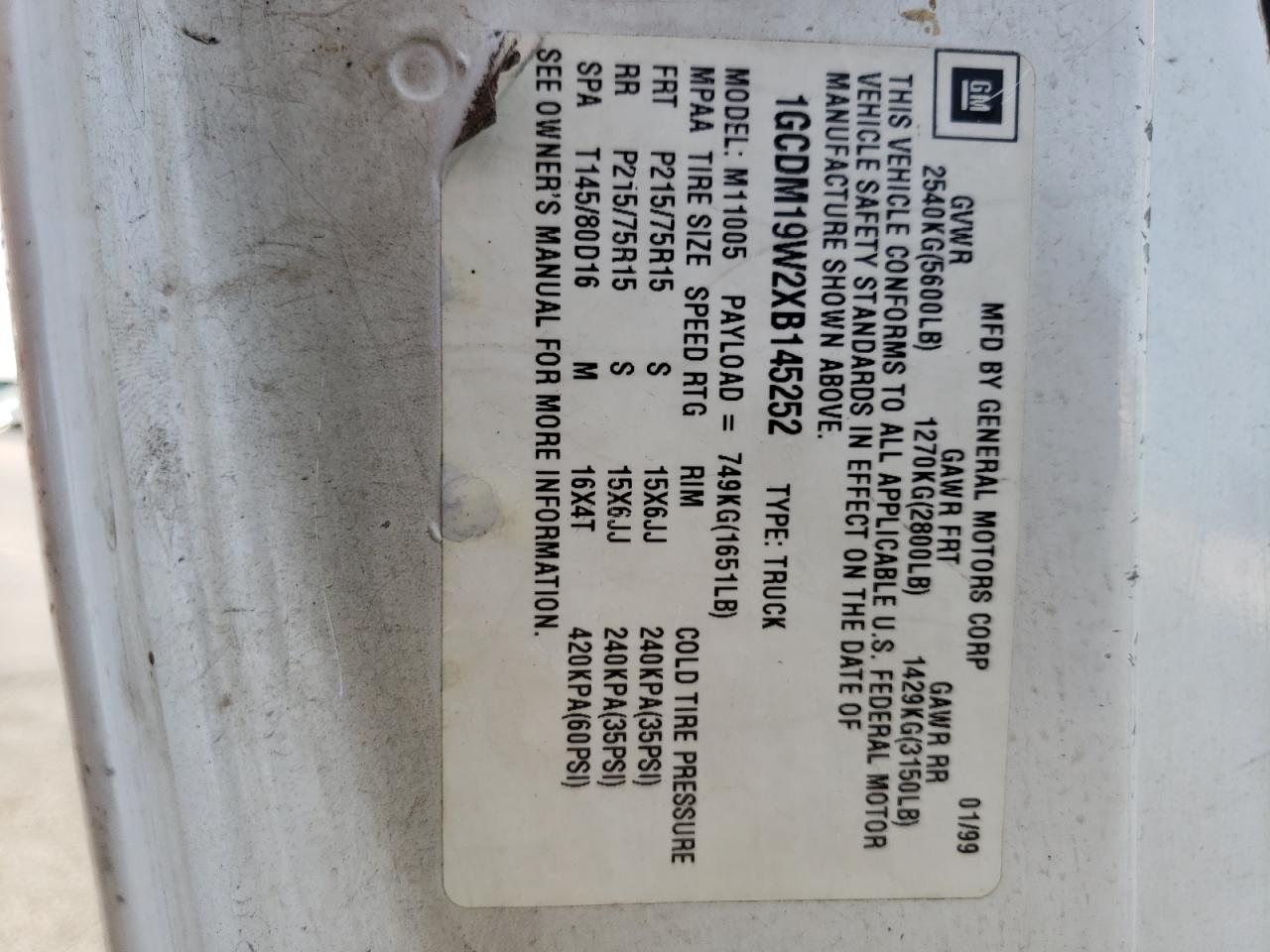 Photo 10 from auction – 1999 CHEVROLET ASTRO with VIN 1GCDM19W2XB145252