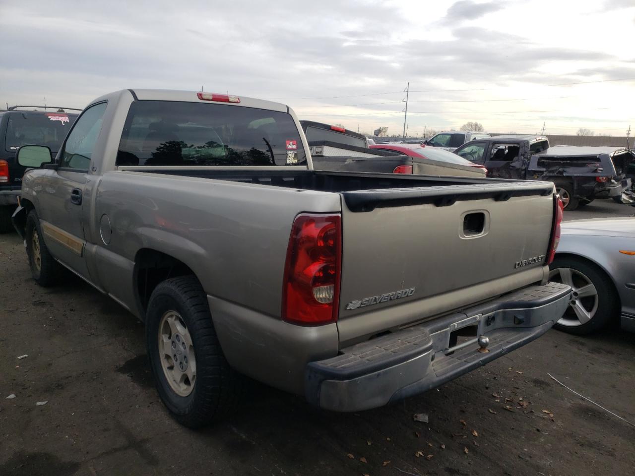 Photo 3 from auction – 2003 CHEVROLET SILVERADO with VIN 1GCEC14XX3Z342274