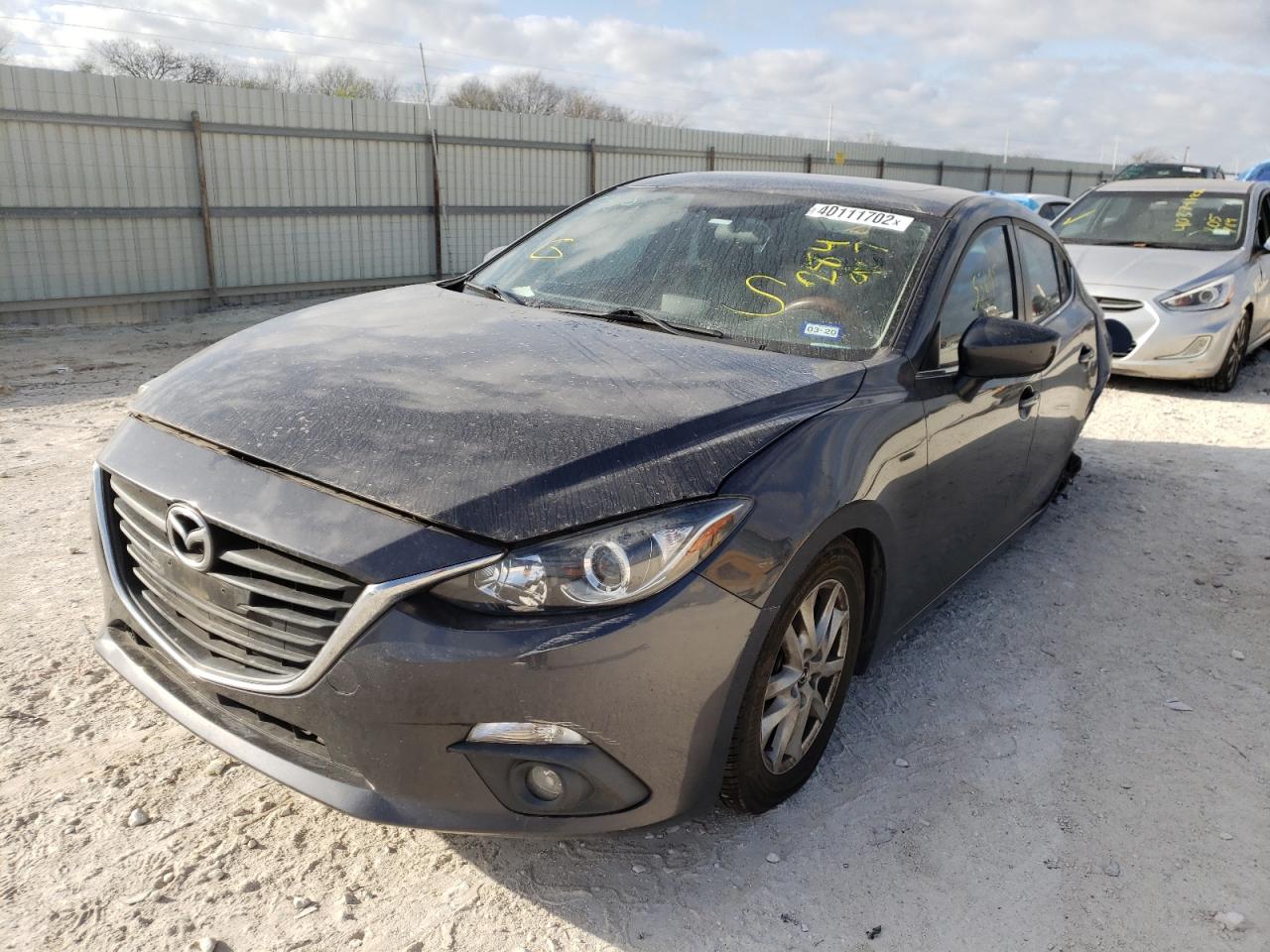 Photo 2 from auction – 2016 MAZDA 3 TOURING with VIN 3MZBM1V72GM284907