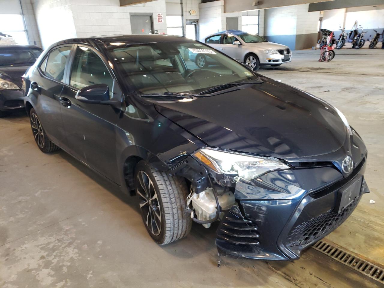 TOYOTA COROLLA L 2018 with VIN 2T1BURHE0JC027806 - Photo from auction