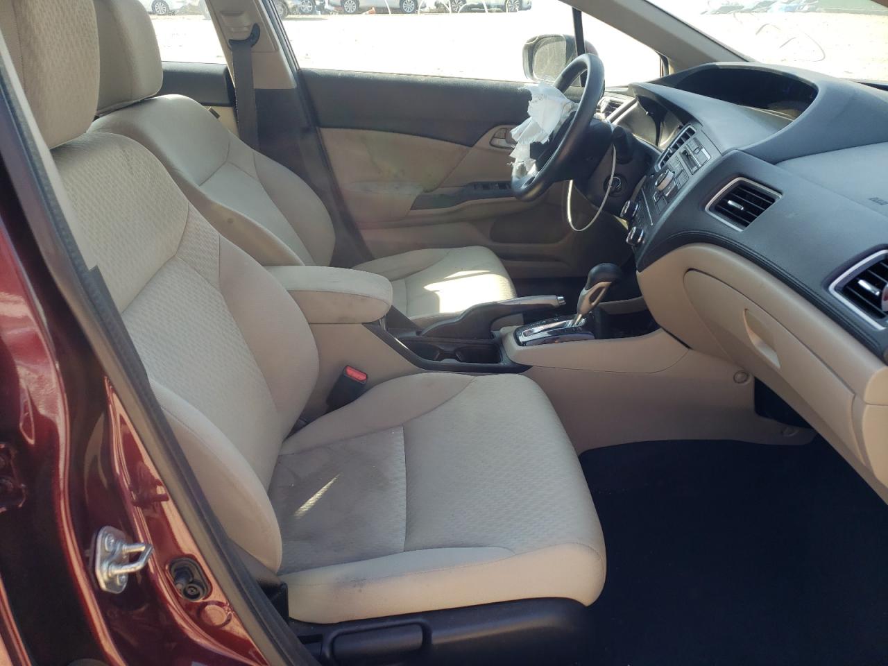 Photo 5 from auction – 2014 HONDA CIVIC LX with VIN 19XFB2F50EE078683