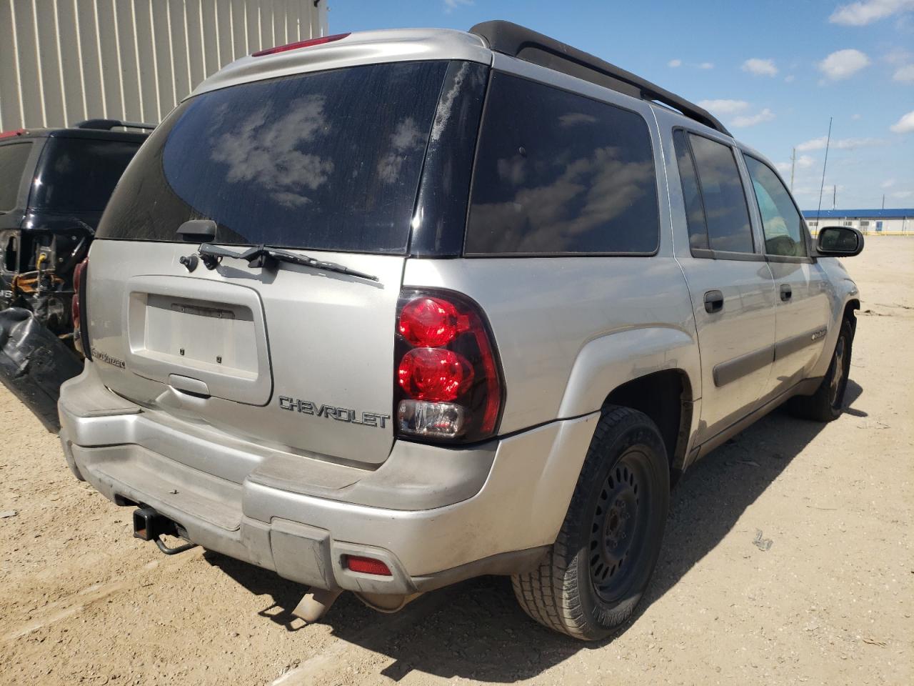Photo 4 from auction – 2004 CHEVROLET TRAILBLAZE with VIN 1GNES16S246229997