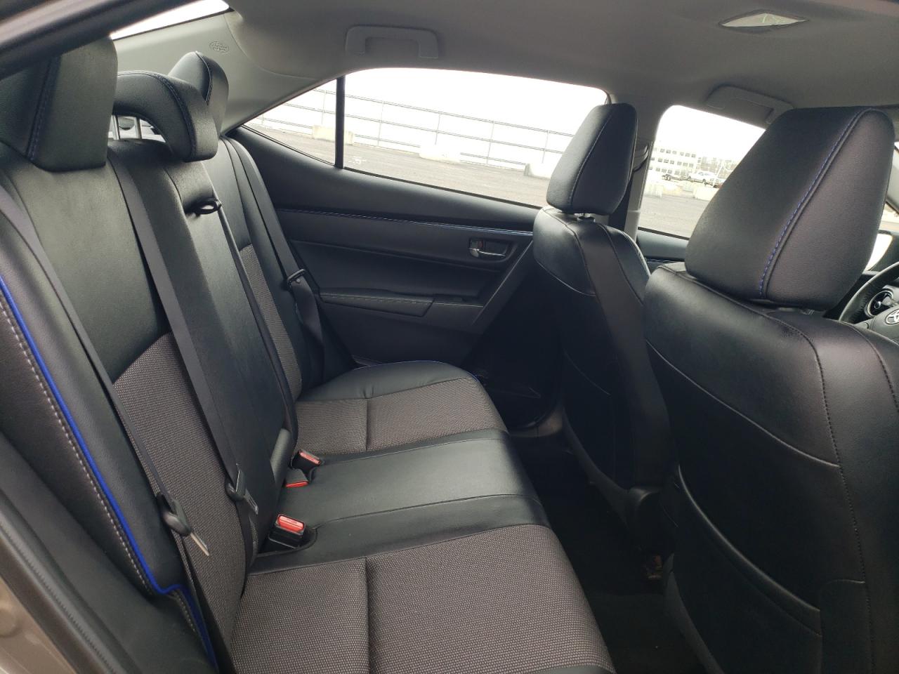 Photo 6 from auction – 2017 TOYOTA COROLLA L with VIN 2T1BURHEXHC824641