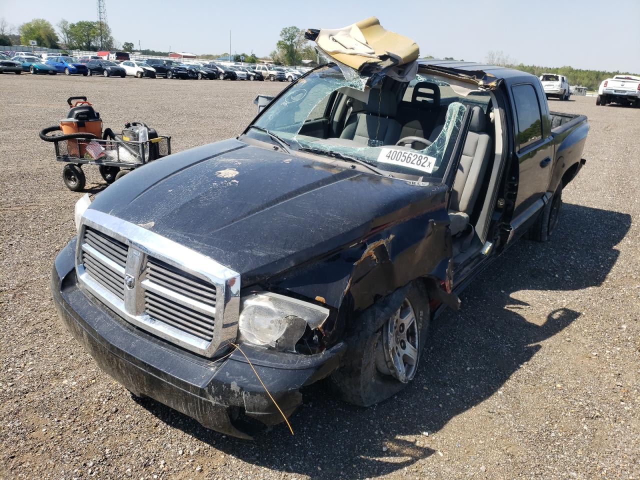 Photo 2 from auction – 2005 DODGE DAKOTA QUA with VIN 1D7HE48KX5S289794