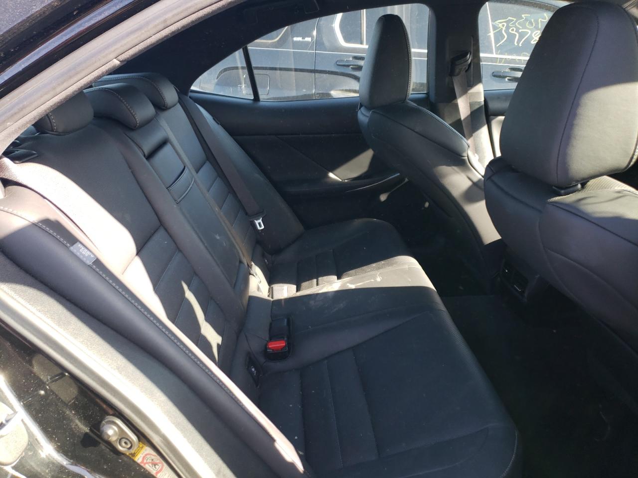 Photo 6 from auction – 2015 LEXUS IS 250 with VIN JTHCF1D24F5029847