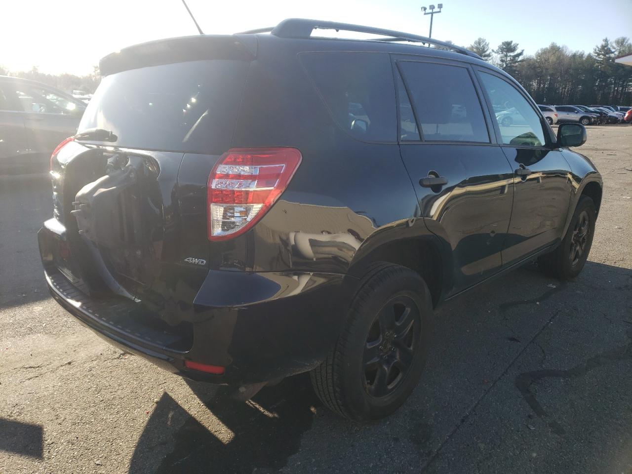 Photo 4 from auction – 2012 TOYOTA RAV4 with VIN 2T3BF4DV8CW256908