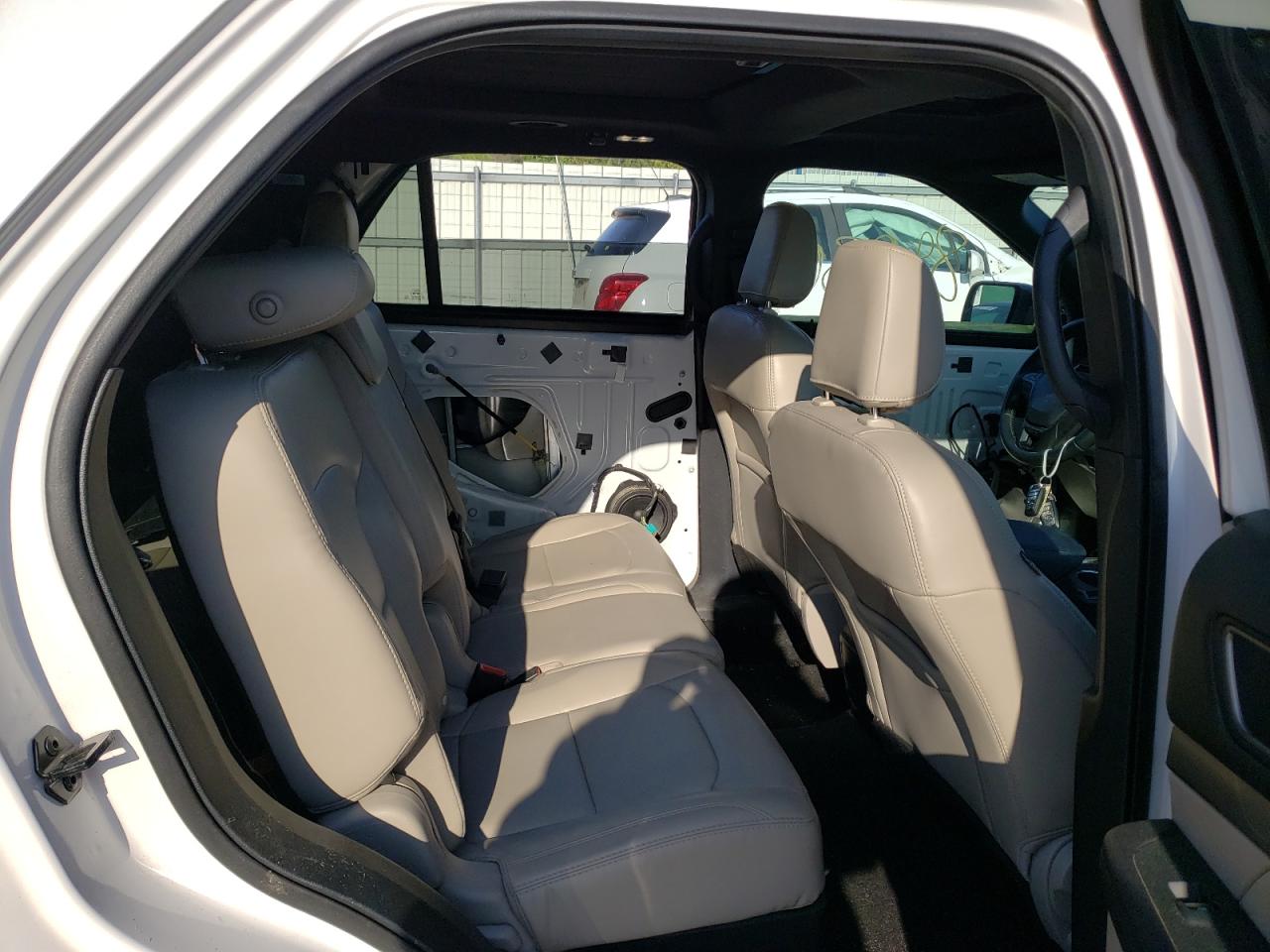 صورة رقم 6 من المزاد - 2019 FORD EXPLORER X مع VIN 1FM5K7D80KGB19486