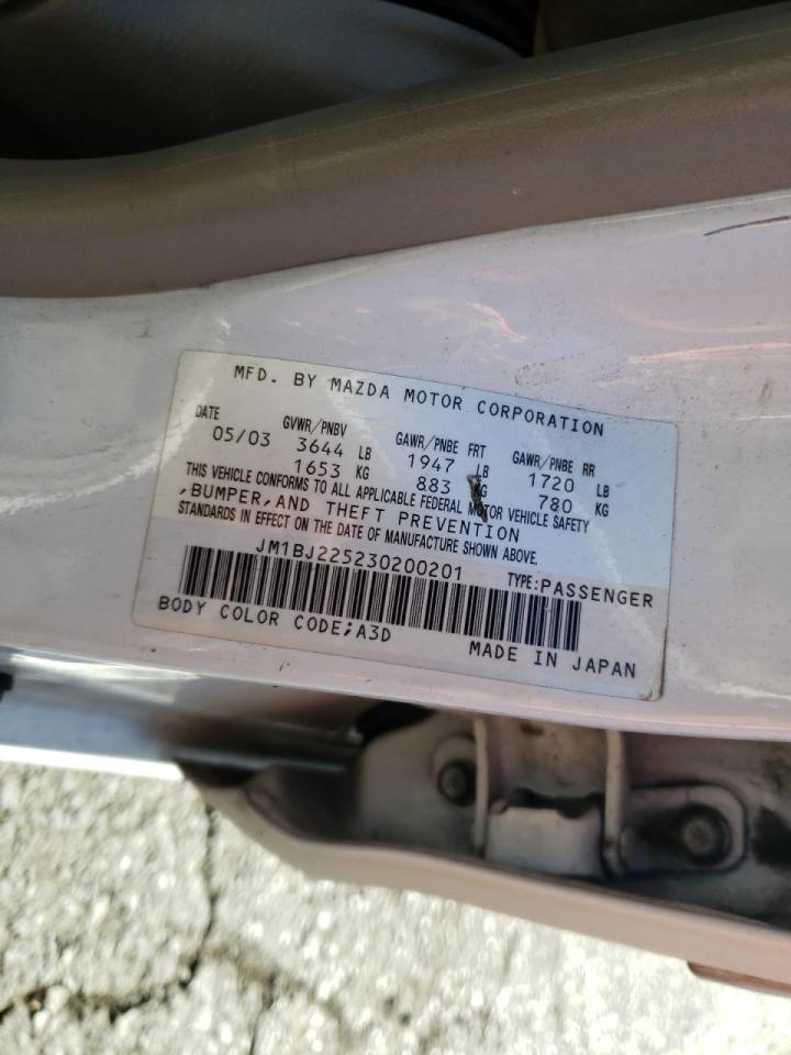 Photo 10 from auction – 2003 MAZDA PROTEGE DX with VIN JM1BJ225230200201