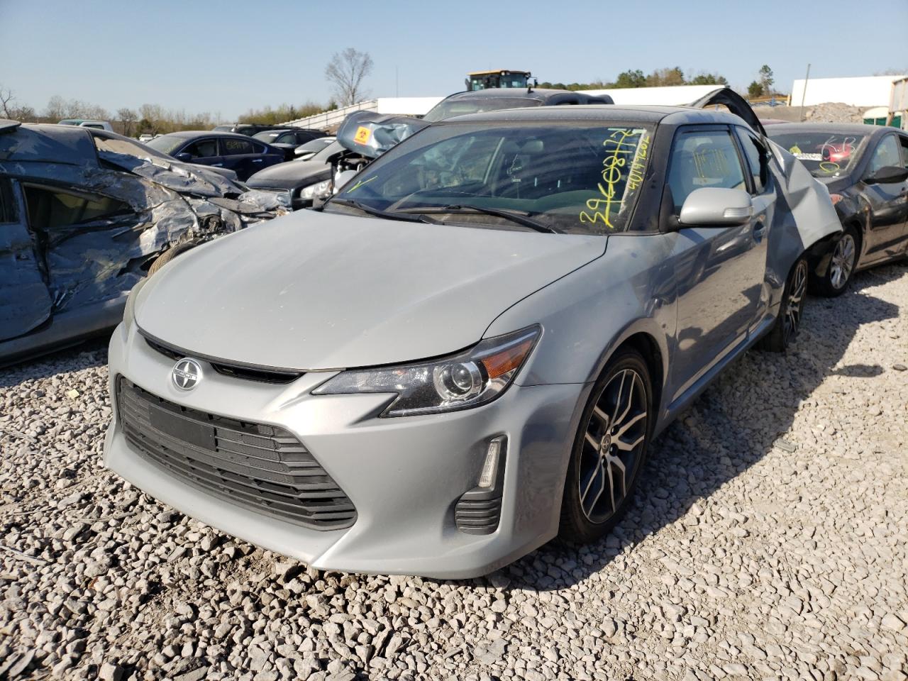 Photo 2 from auction – 2014 TOYOTA SCION TC with VIN JTKJF5C70E3068239