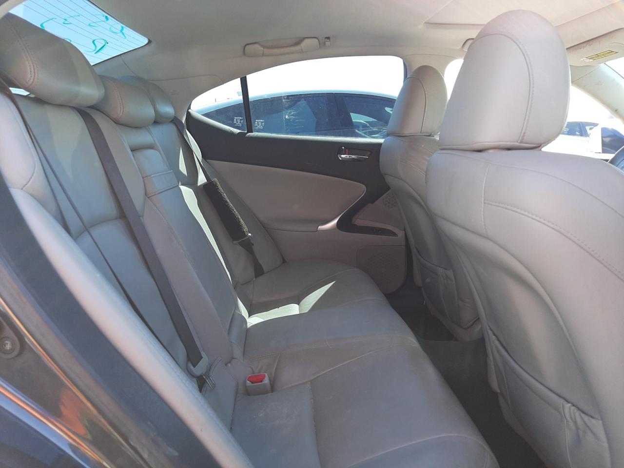 Photo 6 from auction – 2008 LEXUS IS 250 with VIN JTHBK262585082795