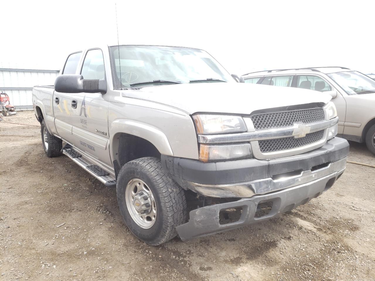 CHEVROLET SILVERADO 2004 with VIN 1GCHK23U54F236346 - Photo from auction