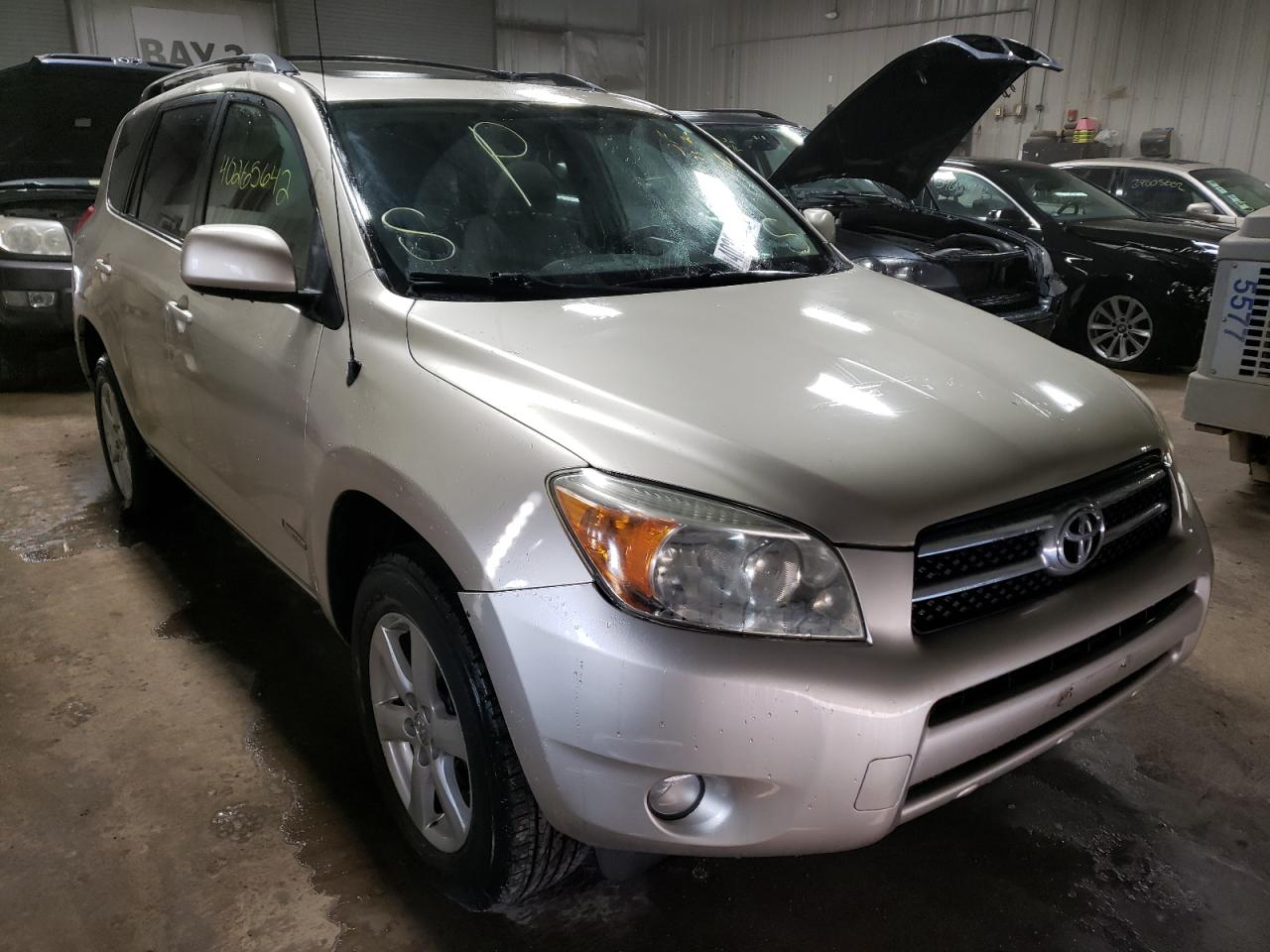 TOYOTA RAV4 LIMIT 2006 with VIN JTMZD31V066019533 - Photo from auction