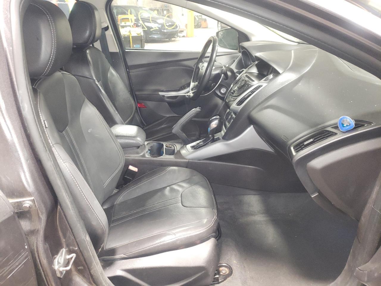 Photo 5 from auction – 2013 FORD FOCUS SE with VIN 1FADP3F27DL326895
