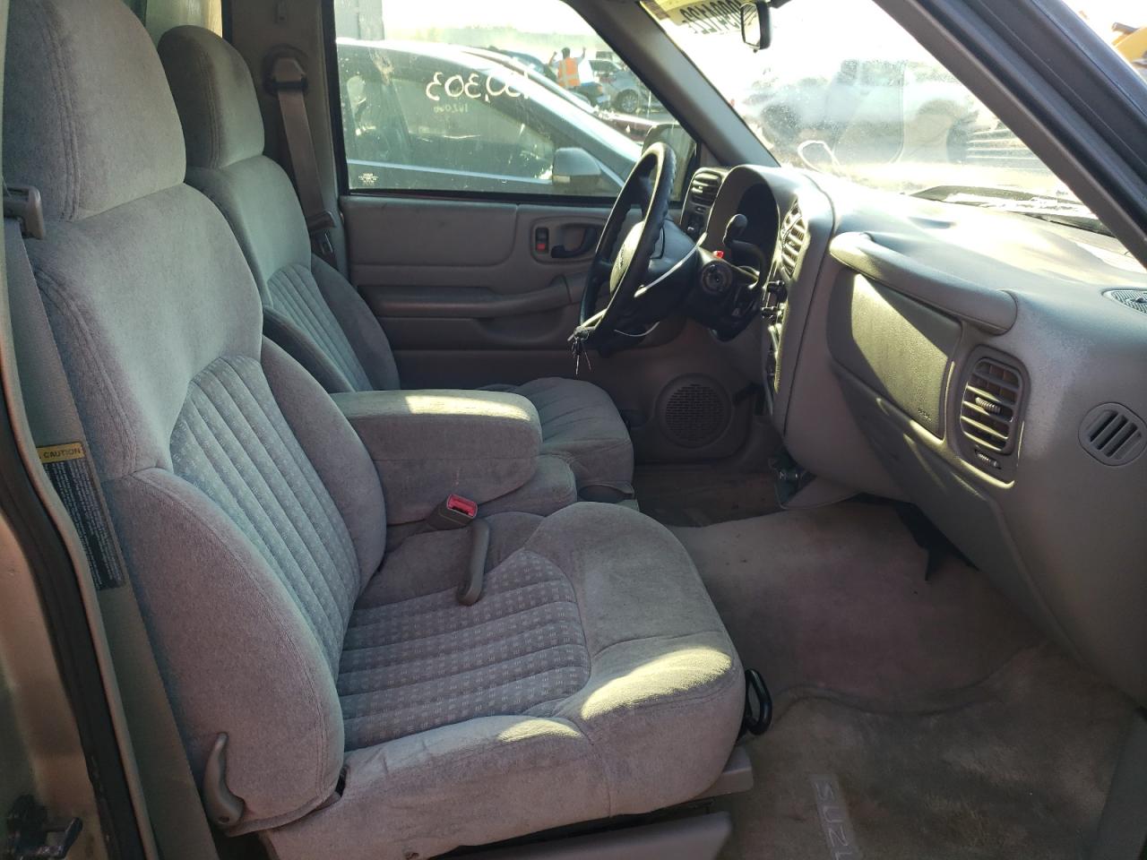 Photo 5 from auction – 1998 ISUZU HOMBRE with VIN 1GGCS1447W8668719
