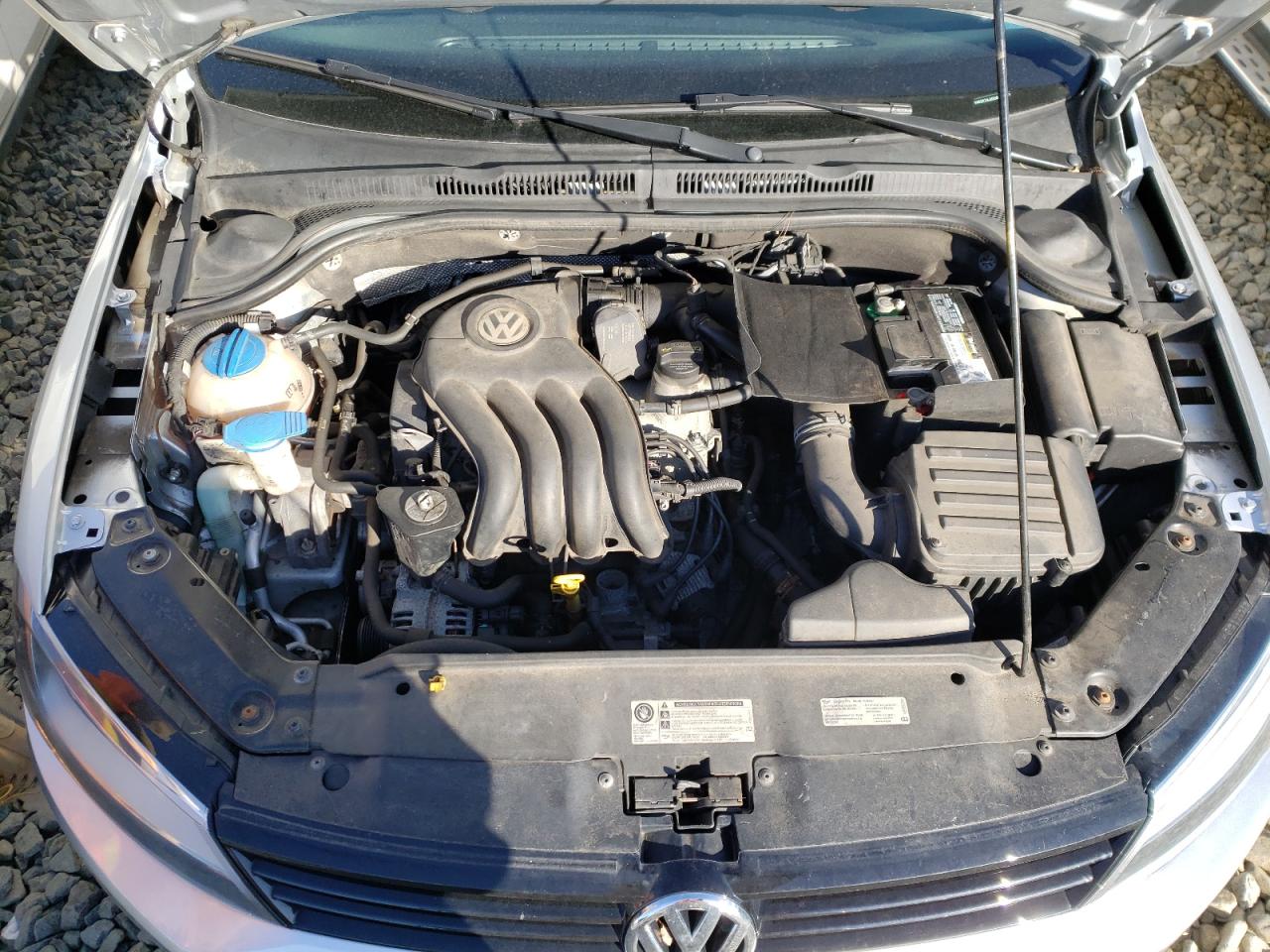 Photo 7 from auction – 2014 VOLKSWAGEN JETTA BASE with VIN 3VW2K7AJXEM318017