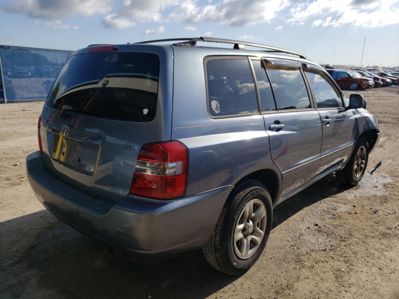 Photo 4 from auction – 2004 TOYOTA HIGHLANDER with VIN JTEGD21A640090505