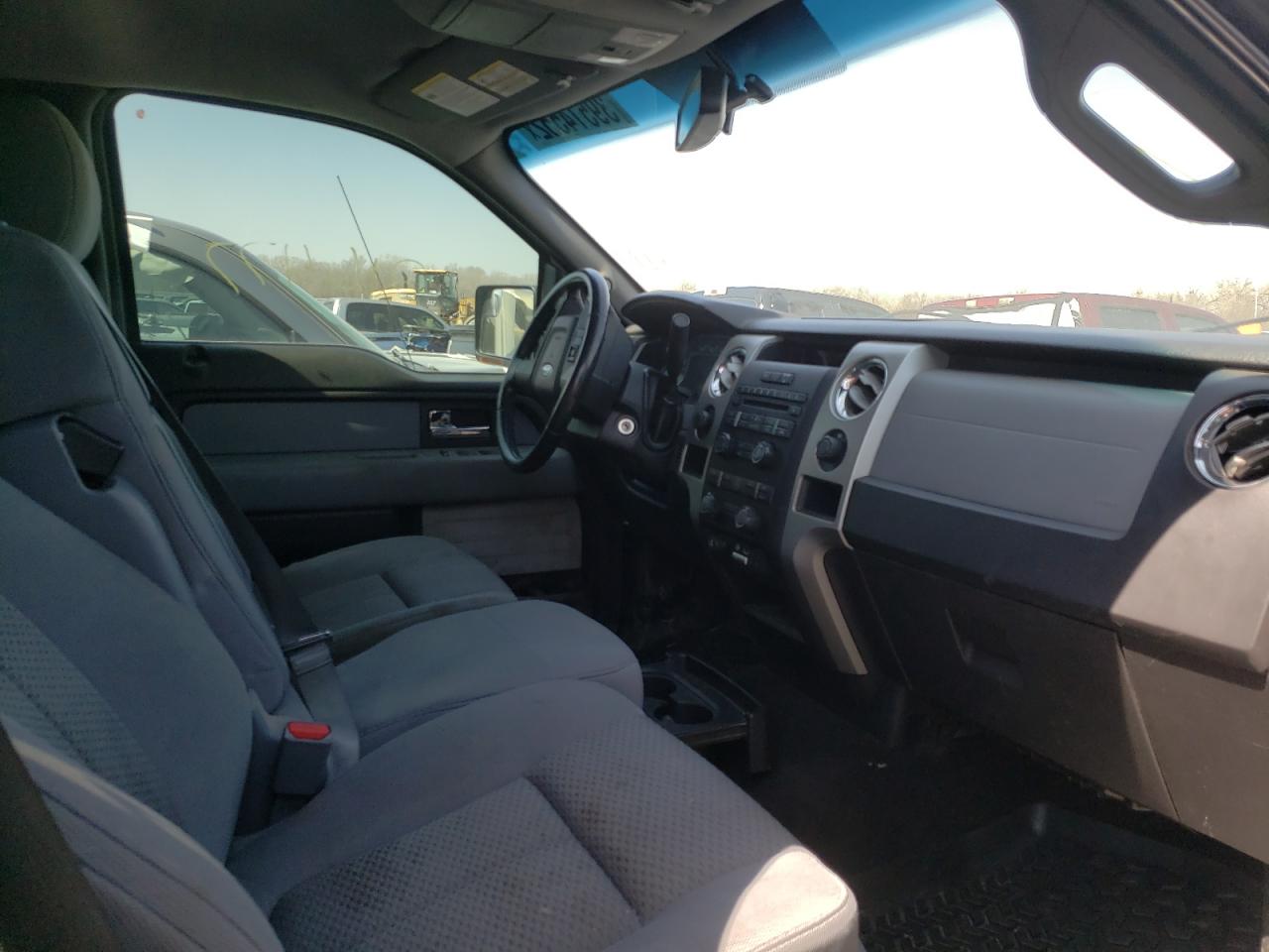 Photo 5 from auction – 2012 FORD F150 SUPER with VIN 1FTFW1EF2CKE21352