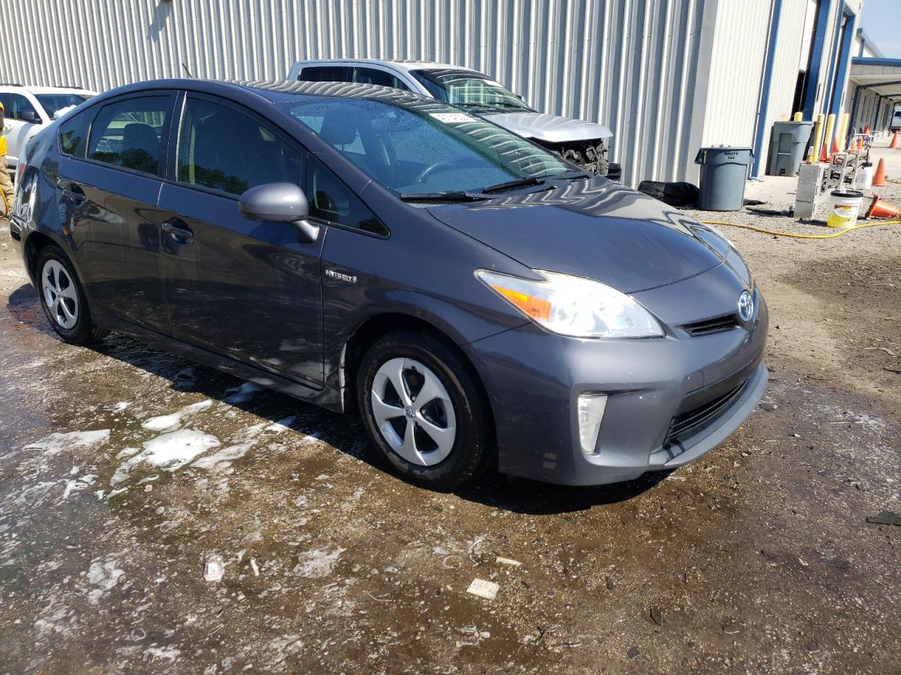 TOYOTA PRIUS 2015 with VIN JTDKN3DU4F1917874 - Photo from auction