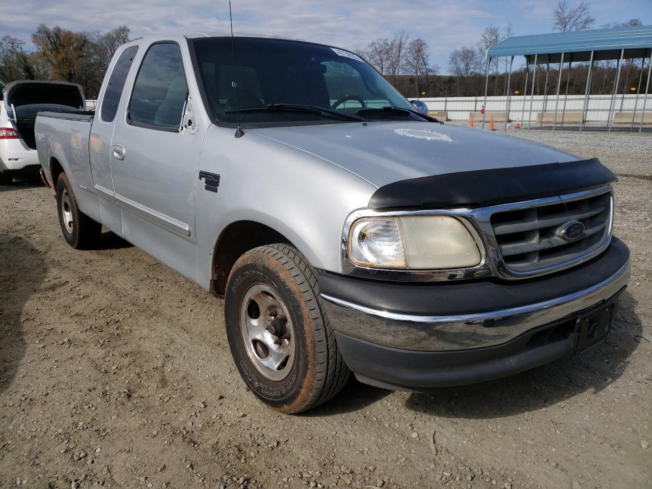 FORD F150 2001 with VIN 1FTRX17W01NA33491 - Photo from auction