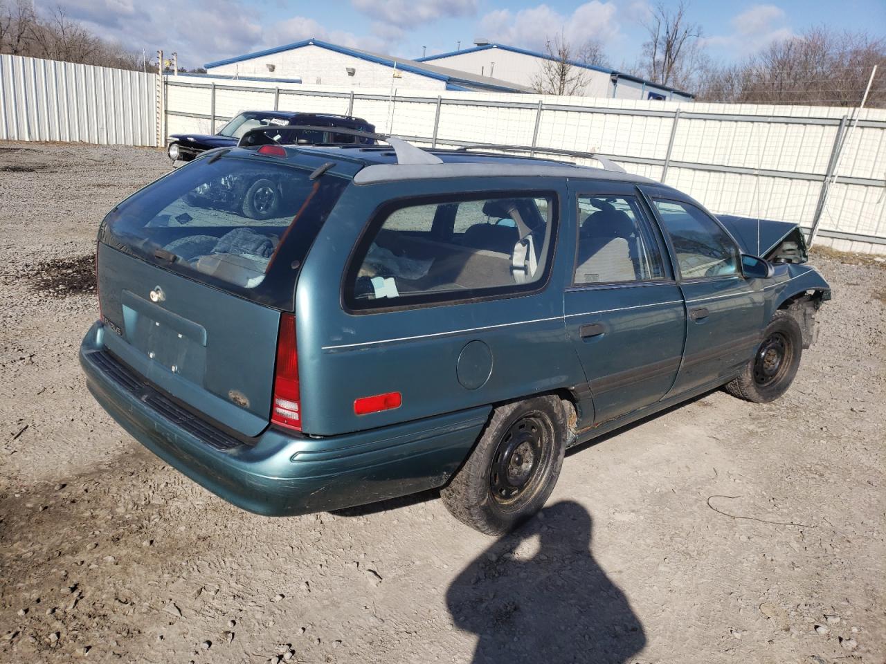 Photo 4 from auction – 1993 FORD TAURUS GL with VIN 1FACP5747PA311871